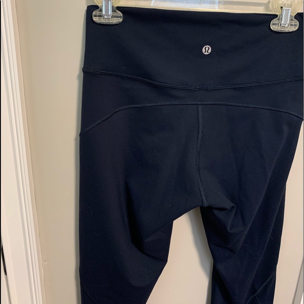Lululemon In Movement Crop Capri - Picture 9 of 15